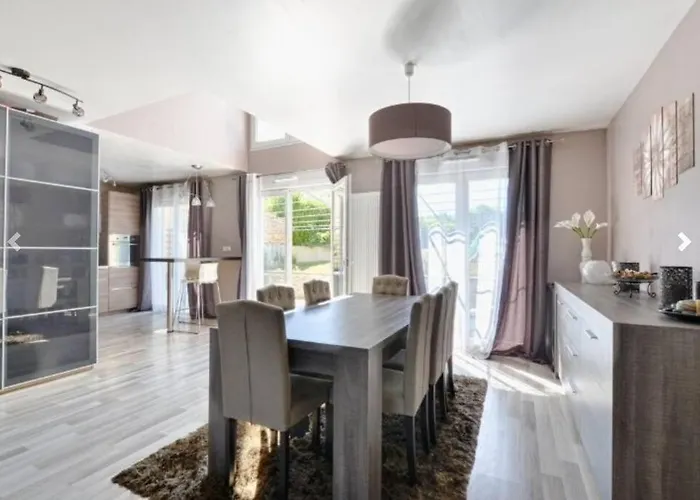 Maison 120 M² A 度假居 Vigy