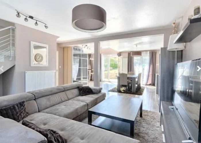 Maison 120 M² A 度假居 Vigy